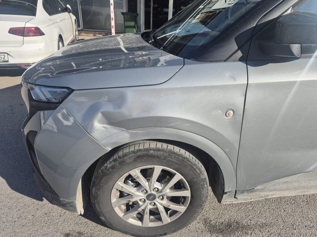 Ford Tourneo Courier Boyasız Göçük Düzeltme İşlemi - Sonrası